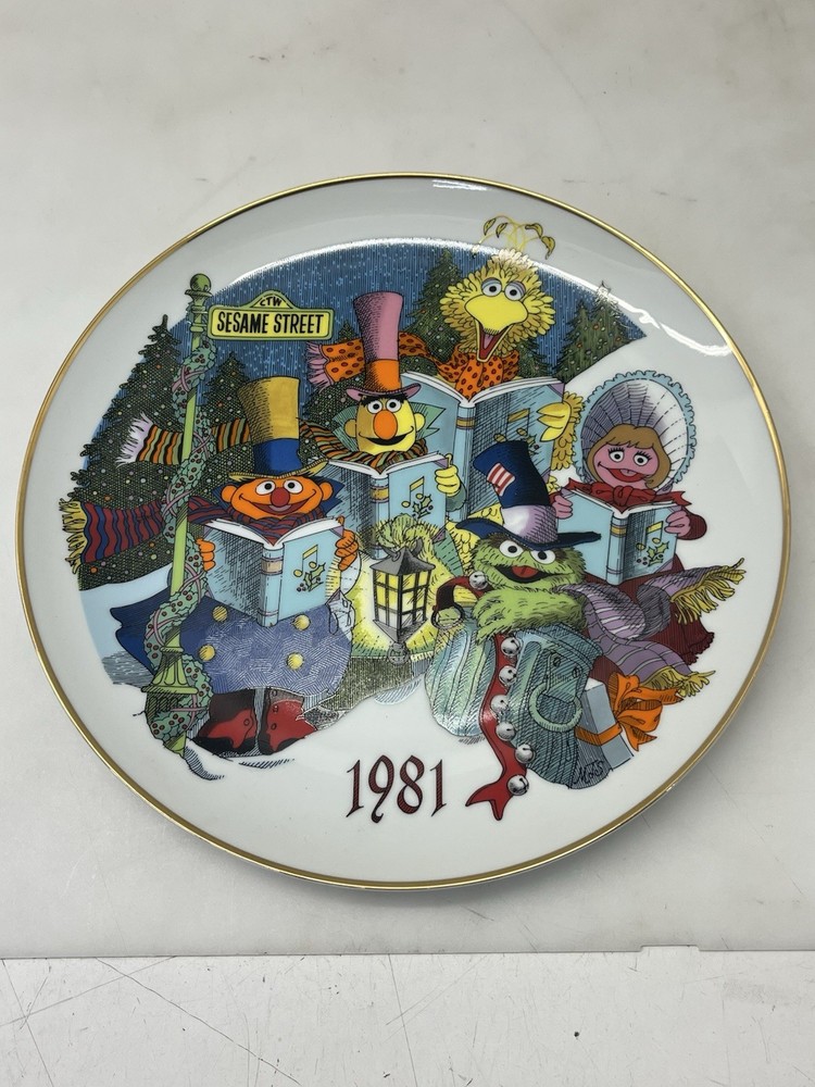 Vintage 1981 Gorham Limited Sesame Street Muppet Characters RARE Christmas Plate