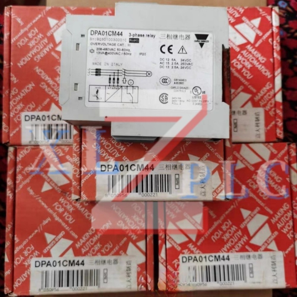 1PCS New Carlo Gavazzi DPA01CM44 Three-phase relay In Box*
