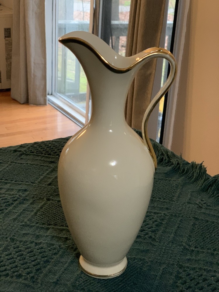 Waldershof  Handarbeit Pitcher Vase  22K Gold Bavaria Germany