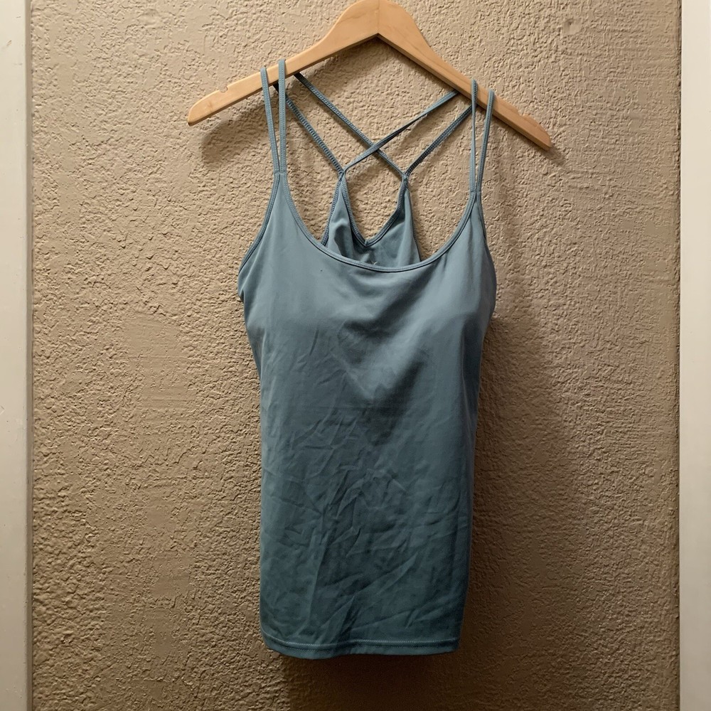 Old Navy Active Women’s Tank Top Sz Large Go-Dry Material NWOT Shelf Bra Insert