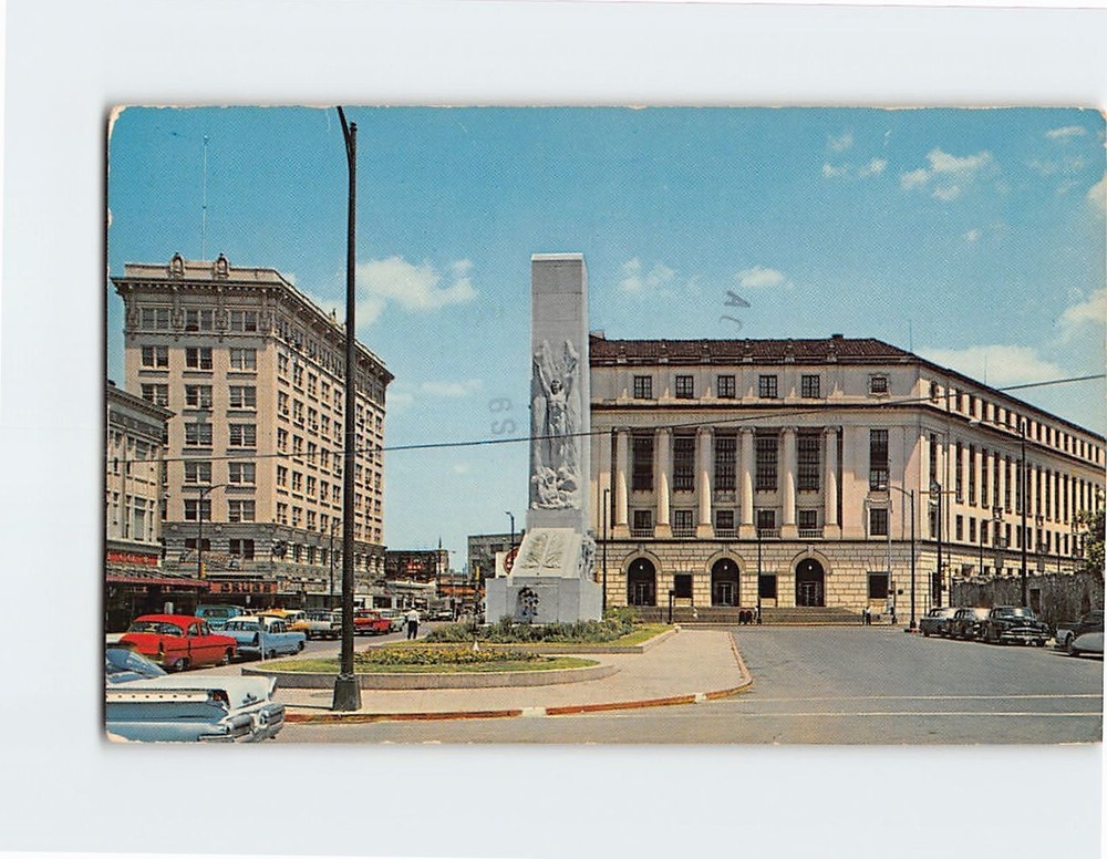 Postcard The Alamo Cenotaph And Us Post Office San Antonio Texas USA