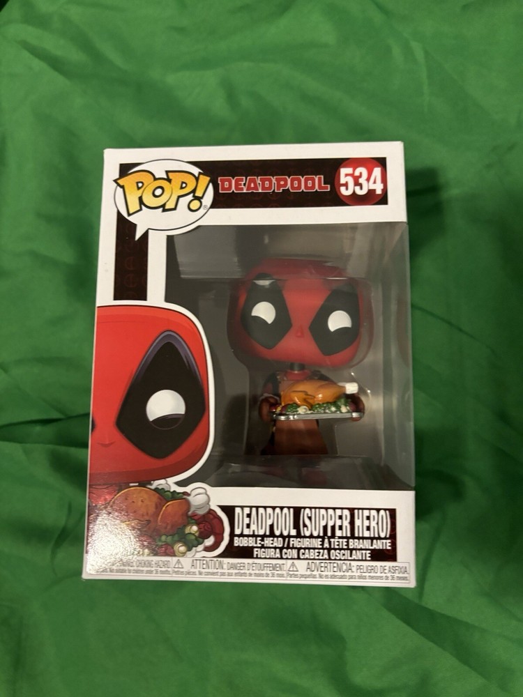 Funko Pop! Vinyl: Marvel - Deadpool (Supper Hero) #534