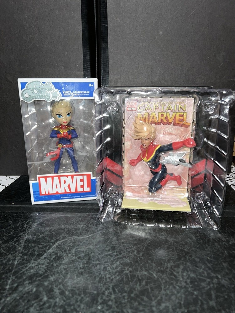 Lot Of 2 Funko Rock Candy Captain Marvel Vinyl Figure & 3D Standee Lootcrate