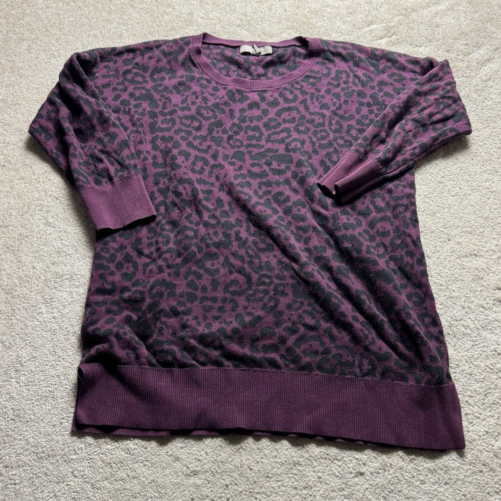 Banana Republic Purple Animal Print Crew Neck Sweater for Women Size Medium