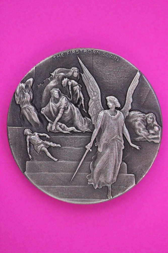 2019 Antiqued Niue 2 Ounce .999 Fine Silver Coin 2 D The First Born Slain 6040