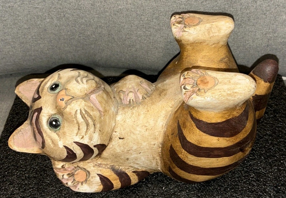 Adorable Striped Tabby Cat Wood Figurine/Statue 5.75H