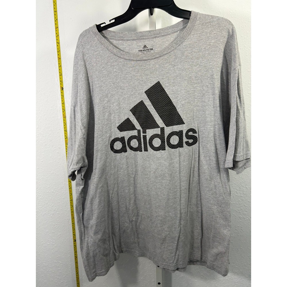 Adidas The Go-To Tee Mens 2XL Gray Heather Short Sleeve Graphic Logo T-Shirt
