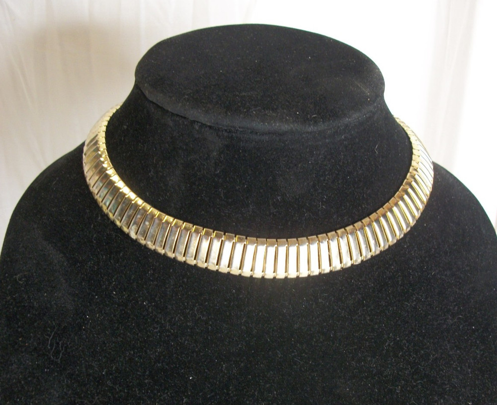Vintage Choker Necklace Ribbed Bars Gold Tone 14 Inch