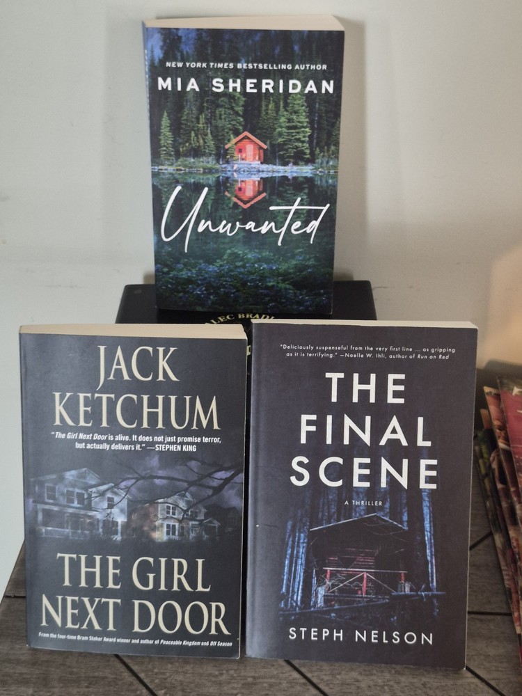 Lot of 3 Thriller/Horror Paperbacks - Jack Ketchum, Mia Sheridan, Steph Nelson