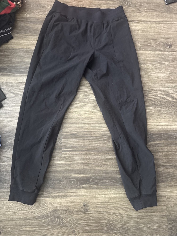 Alo Men's Joggers Size Medium