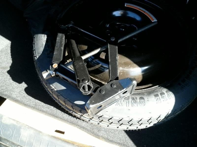 MAXIMA    2010 Jack 35568801 NO FOAM TRAY NO SPARE TIRE