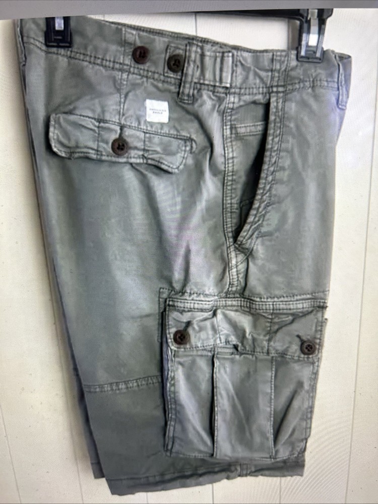 Men’s AMERICAN EAGLE Cargo Shorts Extreme Flex Y2K Vintage Size 31
