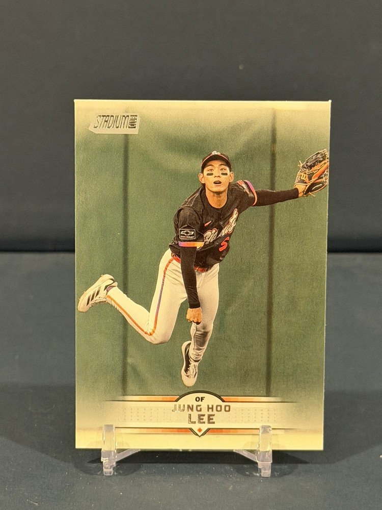 Jung Hoo Lee 2025 Topps Stadium Club #118 San Francisco Giants