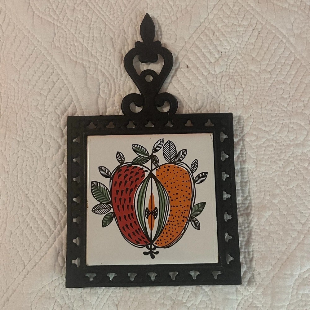 Vintage Cast Iron Trivet With Apple Print Made In Taiwan