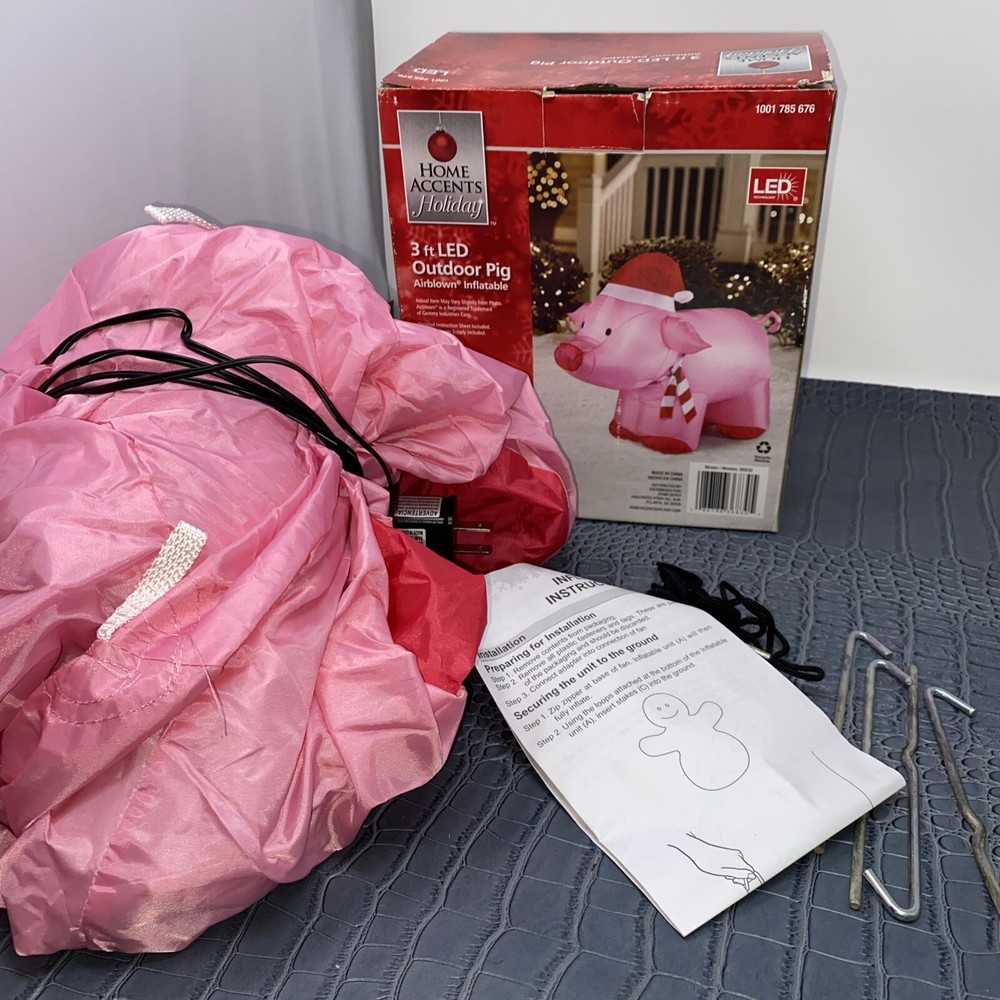 3FT LED Santa Hat Pig Inflatable Holiday Decoration for Outdoors-image
