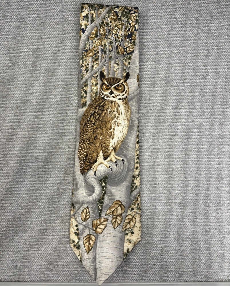 1995 Marc Dennis Endangered Species Gray Silk Necktie Great Horned Owl Men's Tie