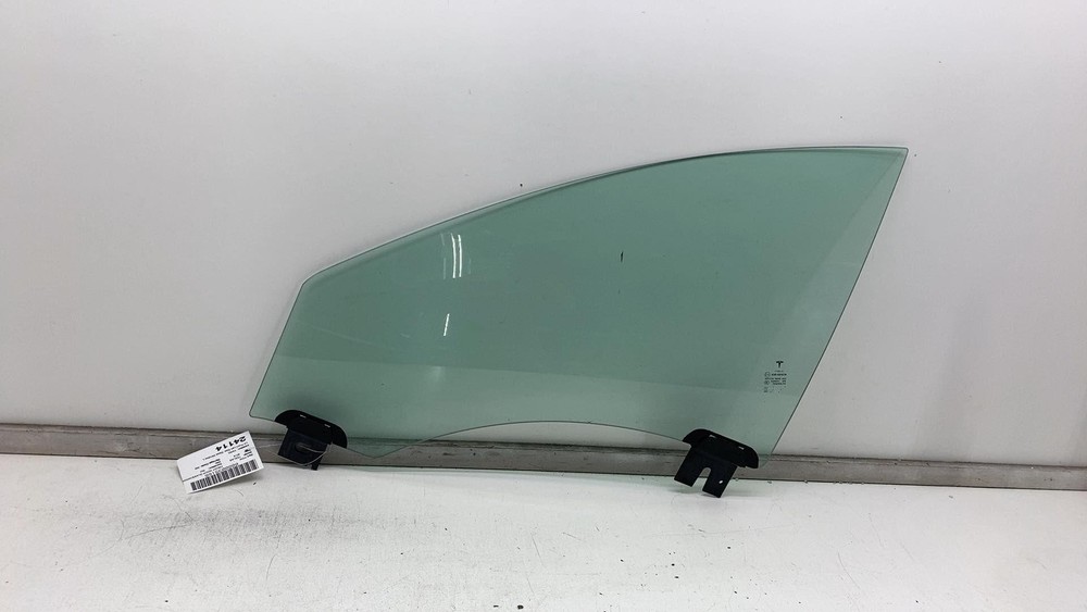 2016-2020 Tesla Model S Left Front Driver Side Window Glass 43R-001074