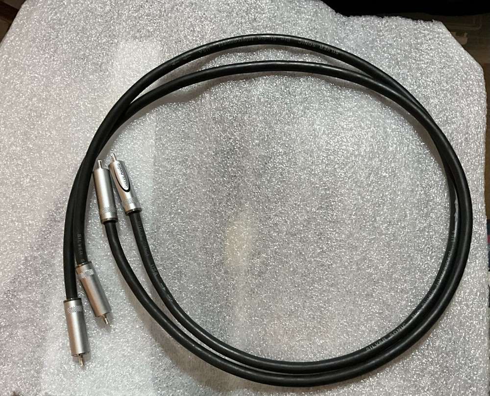 DH Labs Silver Sonic  Pro Studio Stereo Interconnect Cables 29” Pair