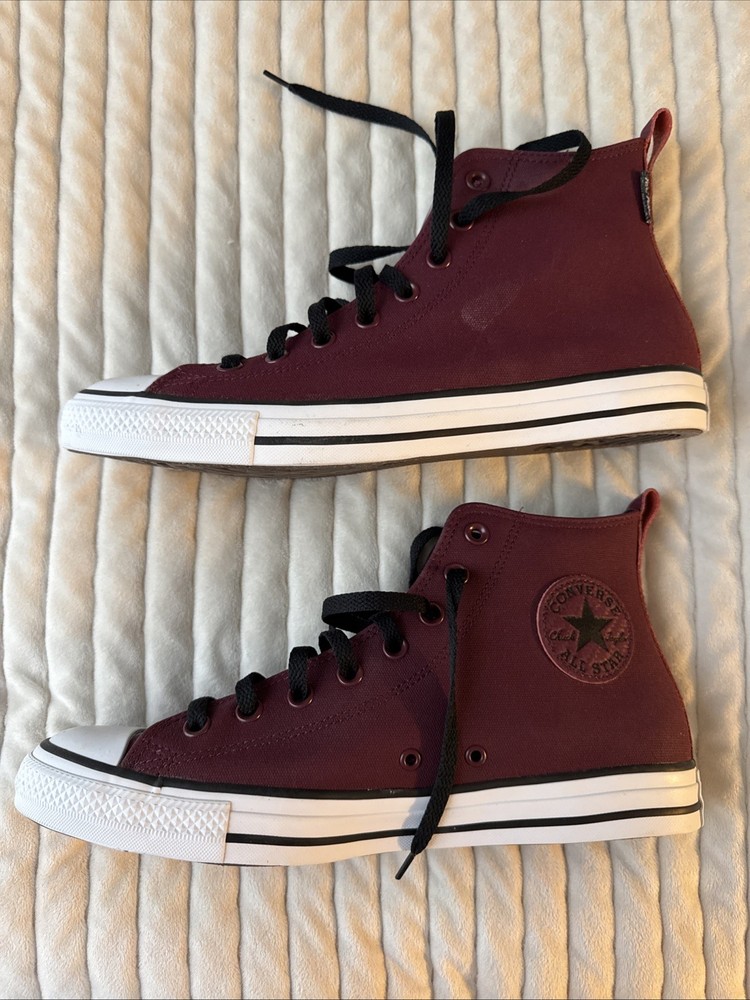 Size 10 - Converse Chuck Taylor All Star High All Black