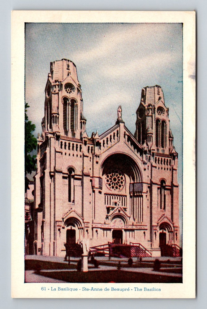 Canada- Quebec St. Anne de Beaupre Basilica Exterior View Old Vintage Postcard