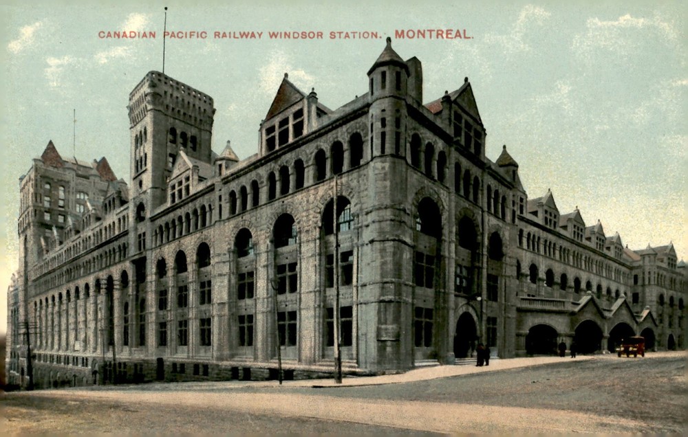 Canadian Pacific Railway Windsor Station, Montreal Postcard