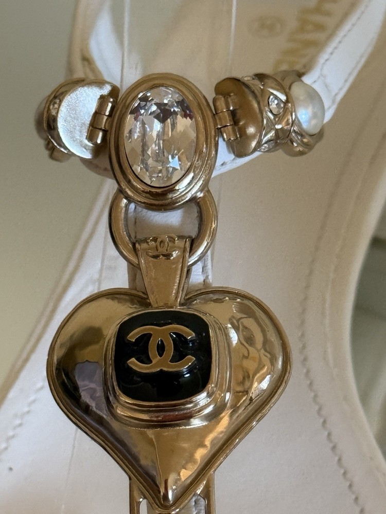 CHANEL Authentic Pearls & Crystal Sandals Size 37.5 EU