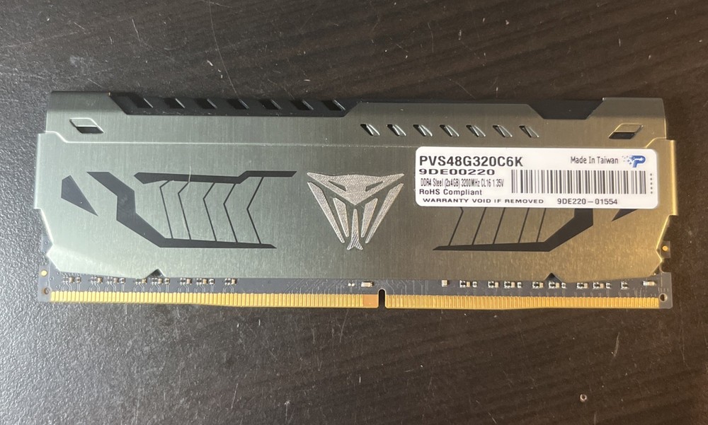 Patriot Viper Steel Memory Module 4GB PVS48G320C6K