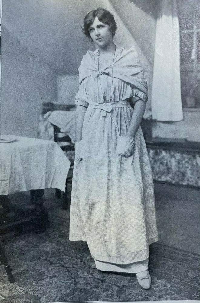 1914 Vintage Magazine Illustration Actress Marie Lohr