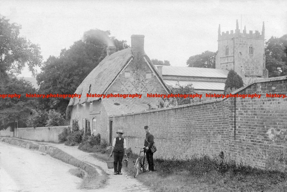 F006270 Milton Lilbourne Pewsey High Street