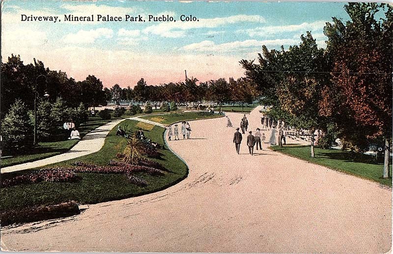 Postcard ROAD SCENE Pueblo Colorado CO m/09 AJ2151