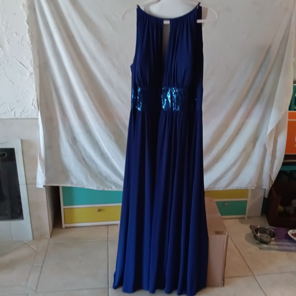 R & M Richards Dark Blue Long Formal Prom Size 16 Sequins Spaghetti Straps