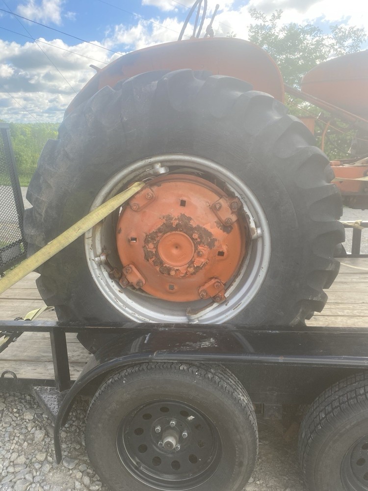Allis Chalmers Spin Out Wheels with 14.9-28 Tires