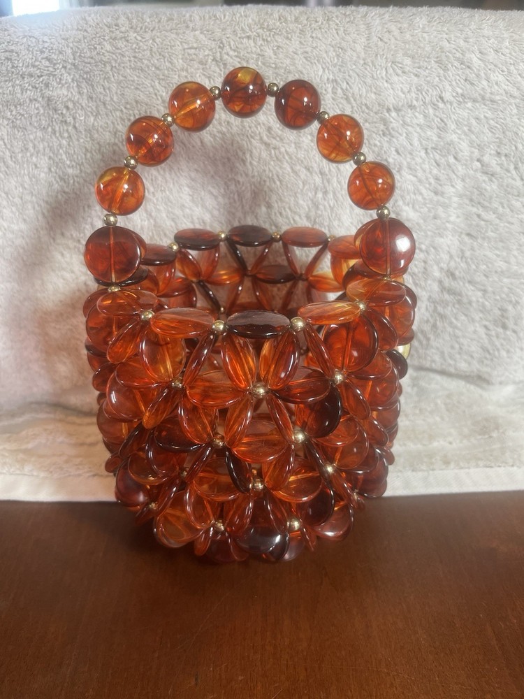 Vtg Retro Amber Colored Beaded Hand Bag/Basket style purse. Great Condition.
