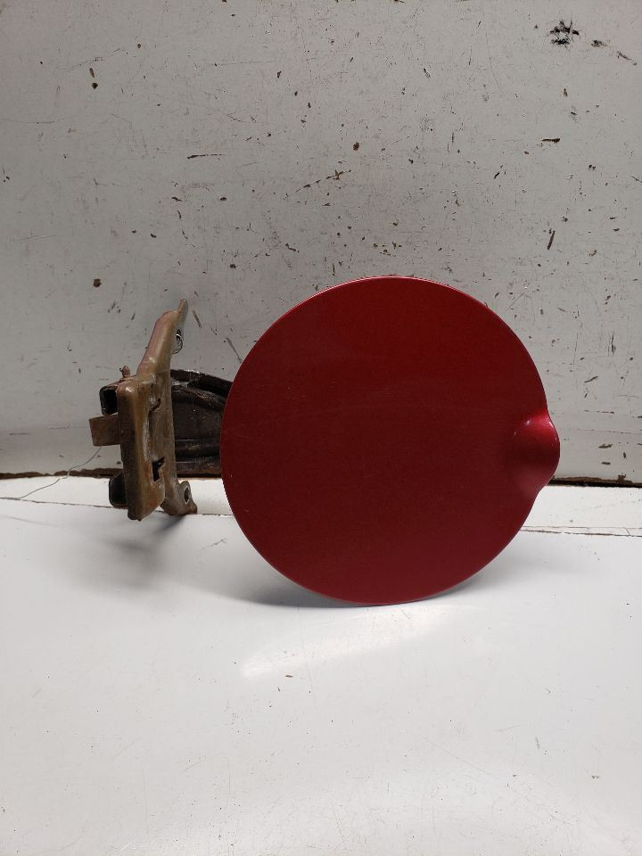 FIVEHUNDR 2007 Fuel Filler Door 1329166