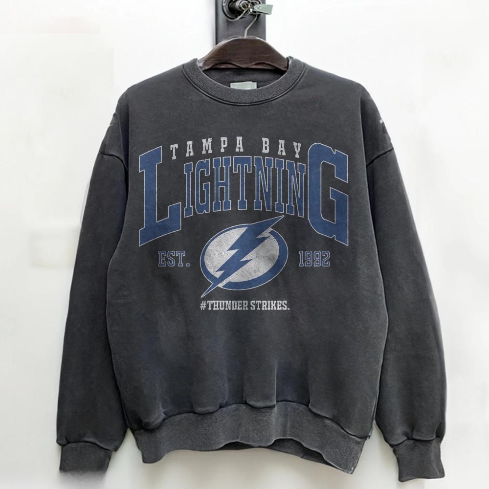 Retro Tampa Bay Lightning Comfort Color Pepper Unisex Crewneck S - 3XL
