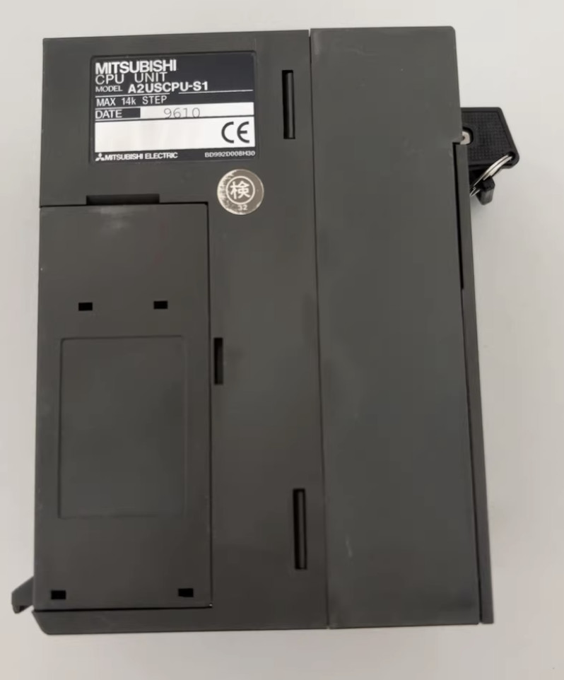 1PC New in box Mitsubishi A2USCPU-S1 PLC Module