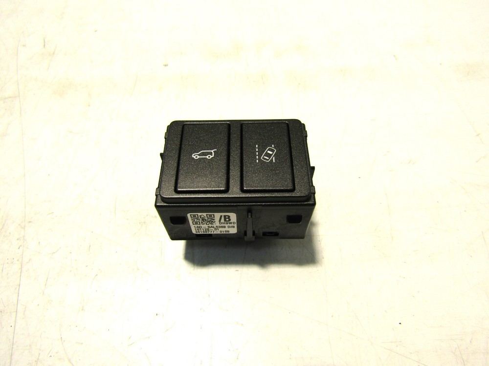 RANGE ROVER EVOQUE 2015-19 TAILGATE OPENING & LANE ASSIST SWITCHES         P6275