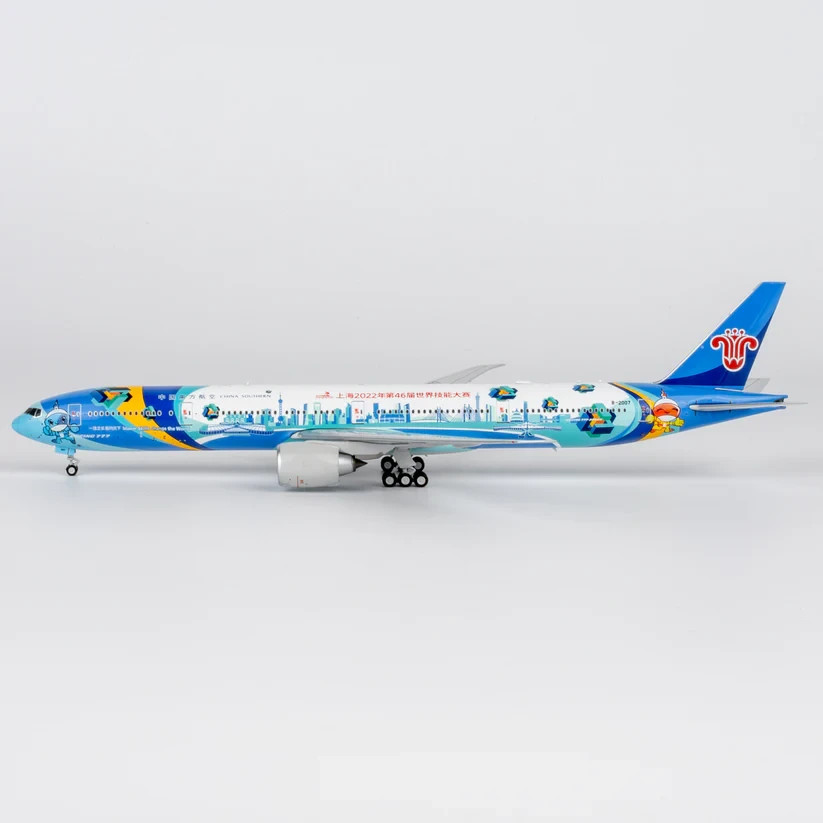 NG Models 1:400 China Southern Airlines Boeing 777-300ER B-2007 