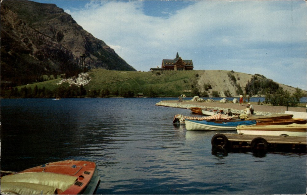 Prince of Wales Hotel Waterton Lake Alberta Canada vintage postcard s641