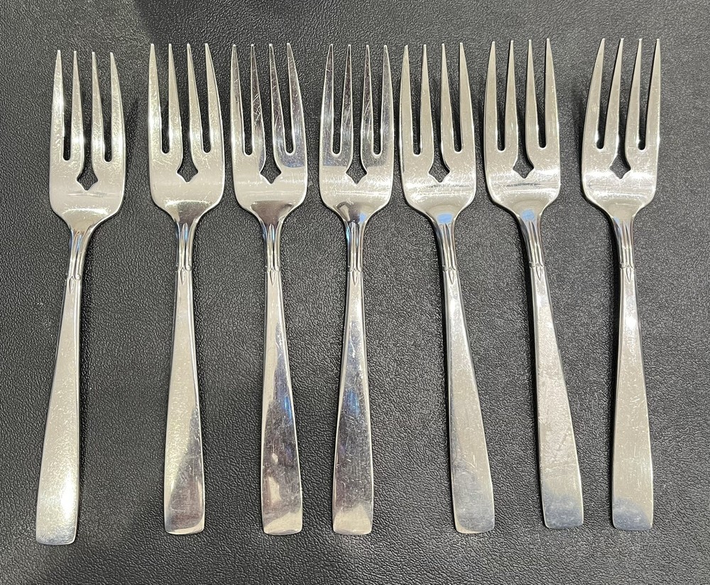 7 Oneidacraft ACCENT Salad Forks Stainless Deluxe USA Glossy Silverware Flatware