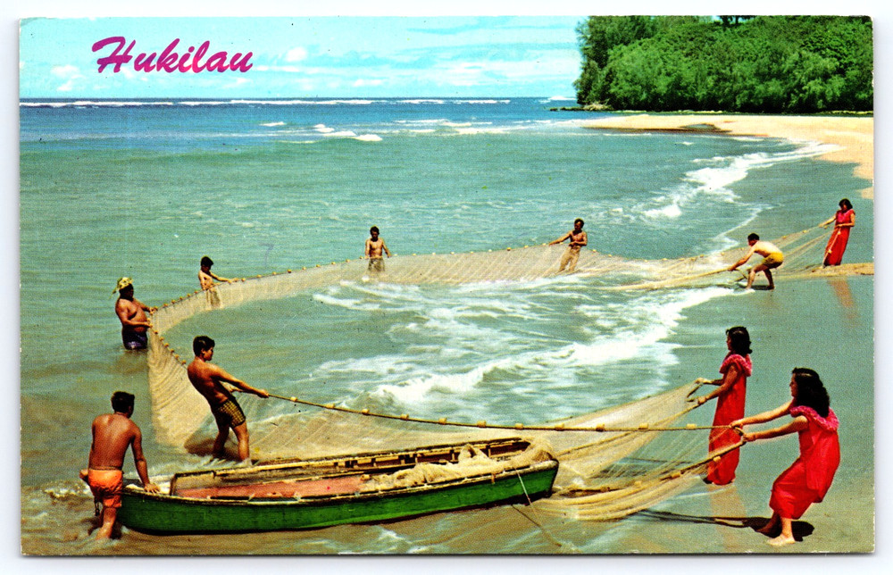 Hukilau Hawaii HI Old Hawaiian Way Of Fishing Men Women Vintage Photo Postcard