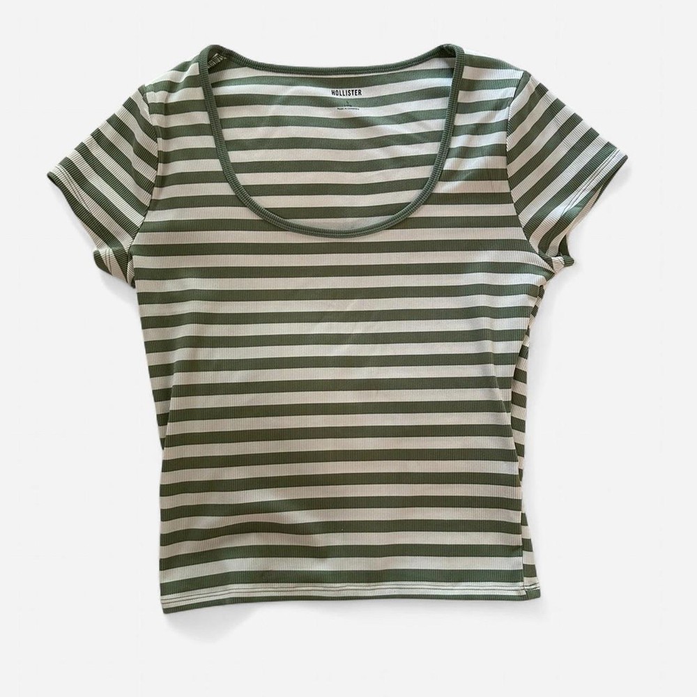 Green and white striped Hollister cropped tee Size L NWT