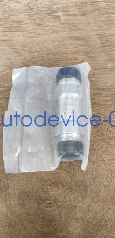 1PC NEW 12V-C12L-1/3-T-SS One-Way   Valve By DHL/FedEx