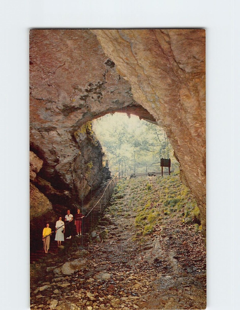 Postcard Historic Entrance To Mammoth Cave Kentucky USA