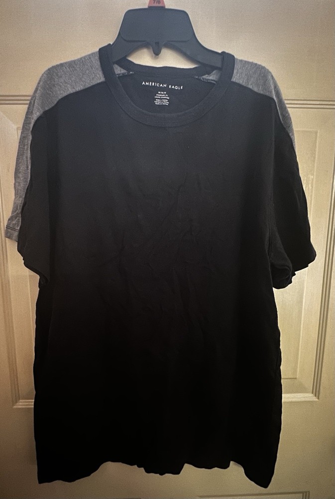 American Eagle Men's Colorblock Logo Crew Neck Short Sleeve T-Shirt Black Gray M