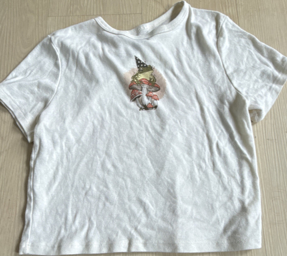 Ripple Junction White Frog Mushroom Graphic Cropped Crew Neck T-Shirt Size L