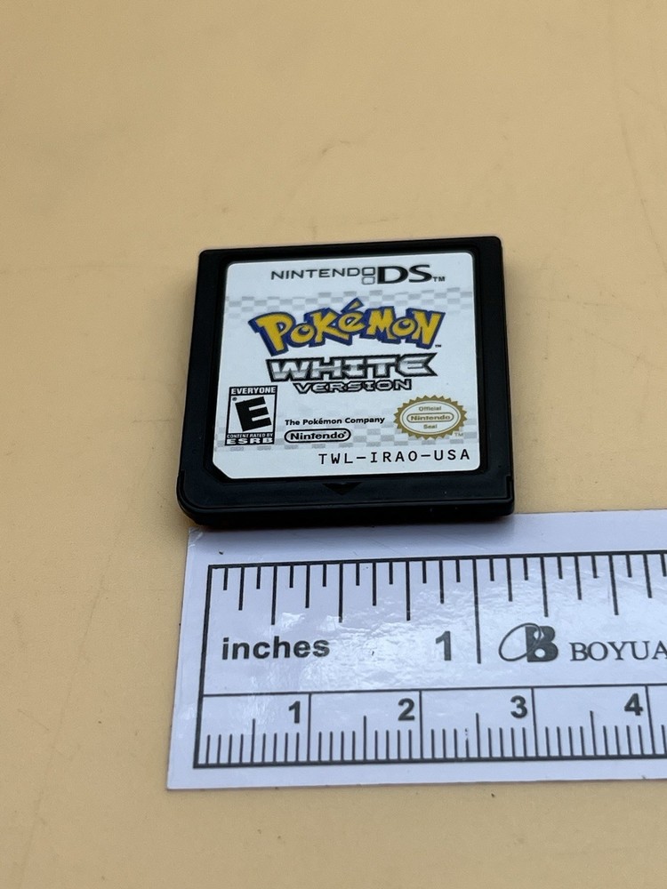 Pokemon White Version (Nintendo DS, 2011)