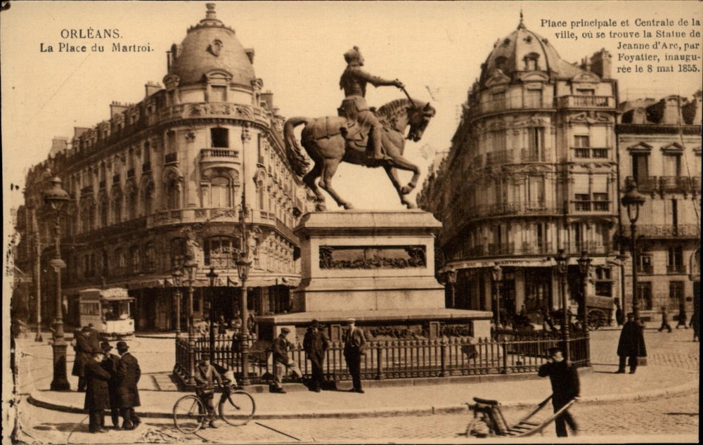 La Place du Martroi Orleans France vintage postcard s663
