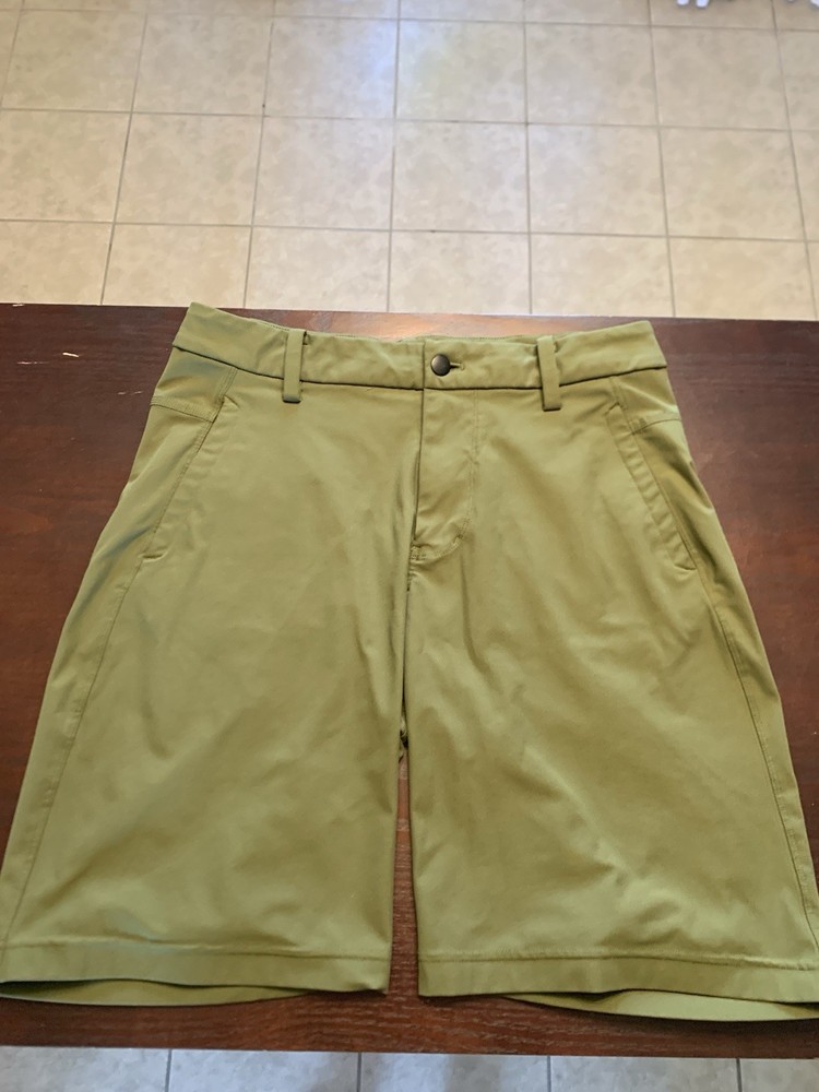 Lululemon Men’s Golf Shorts Green 32 Regular Fit 9