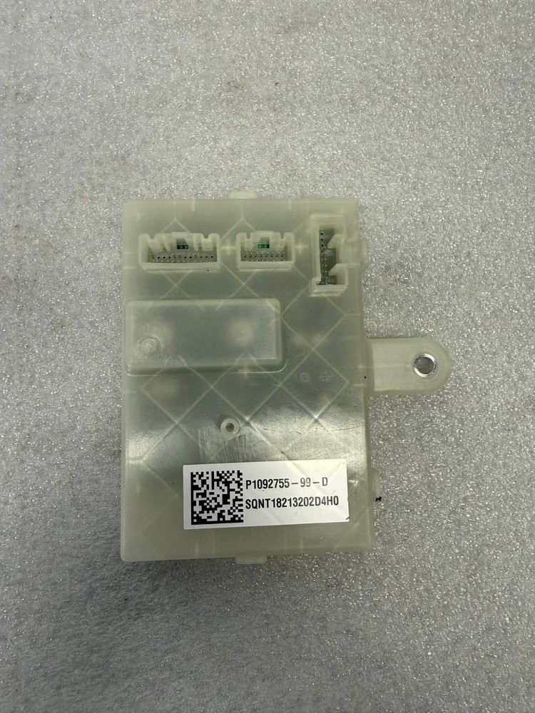 ⚓️17-23 Tesla Model 3 GEN 3 Charge Port Controller Control Module 1092755-99-D